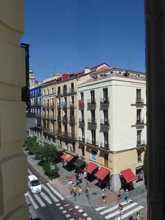 Hostal Mayor Madrid Bagian luar foto